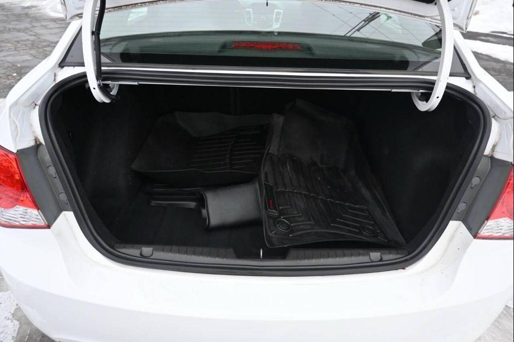 used 2016 Chevrolet Cruze Limited car, priced at $7,995