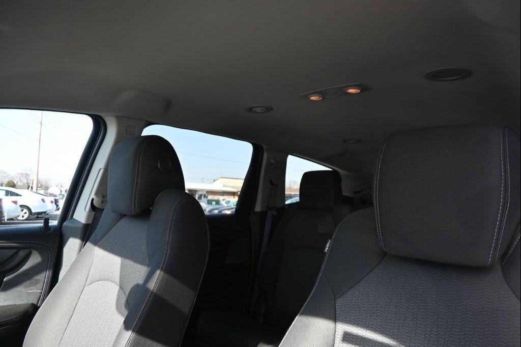 used 2015 Chevrolet Traverse car, priced at $9,995