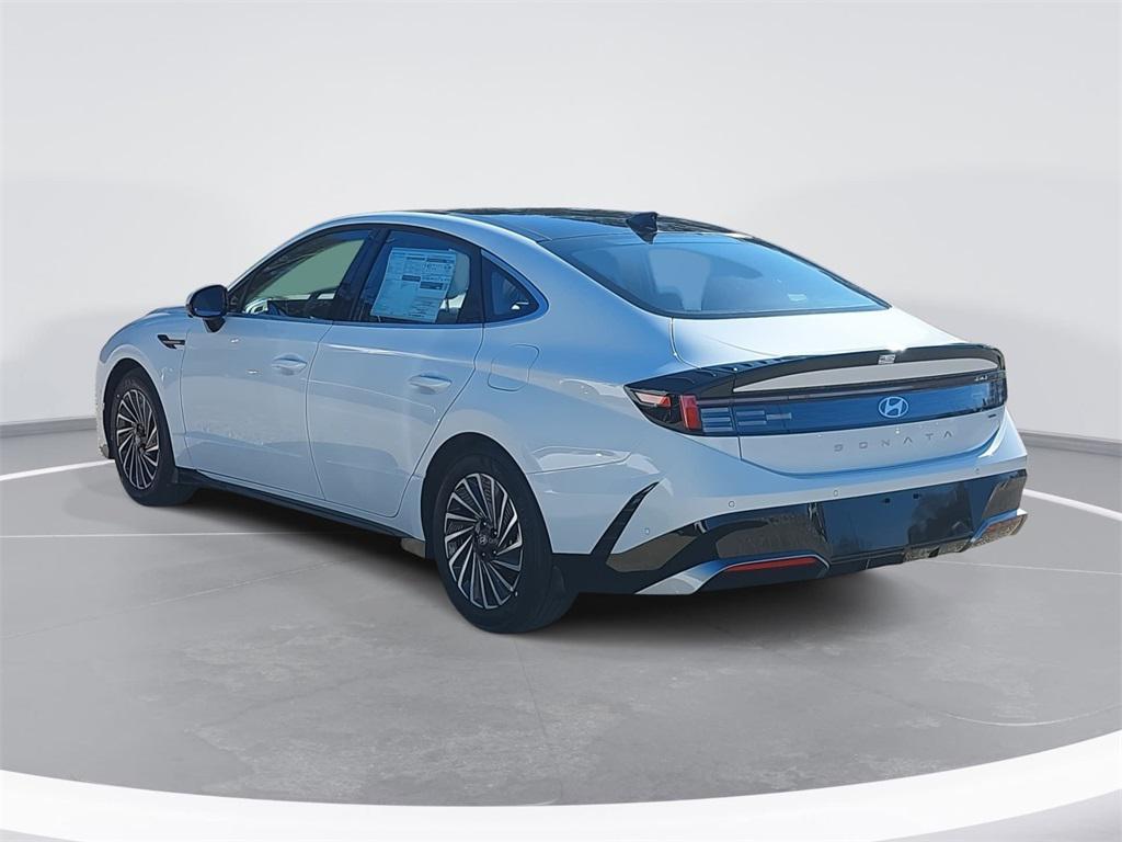 new 2026 Hyundai Sonata Hybrid car, priced at $38,952