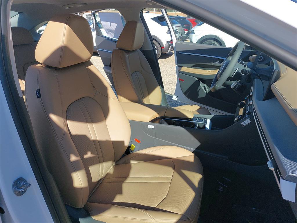 new 2026 Hyundai Sonata Hybrid car, priced at $38,952