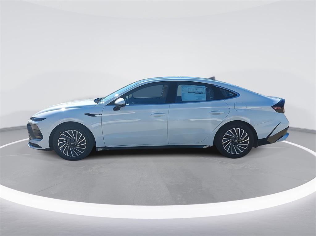 new 2026 Hyundai Sonata Hybrid car, priced at $38,952
