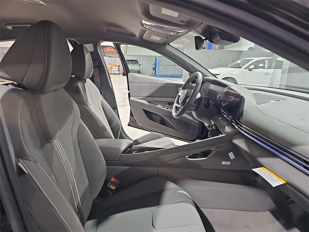 new 2026 Hyundai ELANTRA HEV car, priced at $27,845