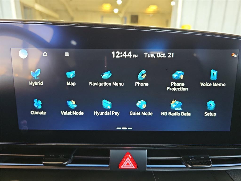 new 2026 Hyundai ELANTRA HEV car, priced at $28,359