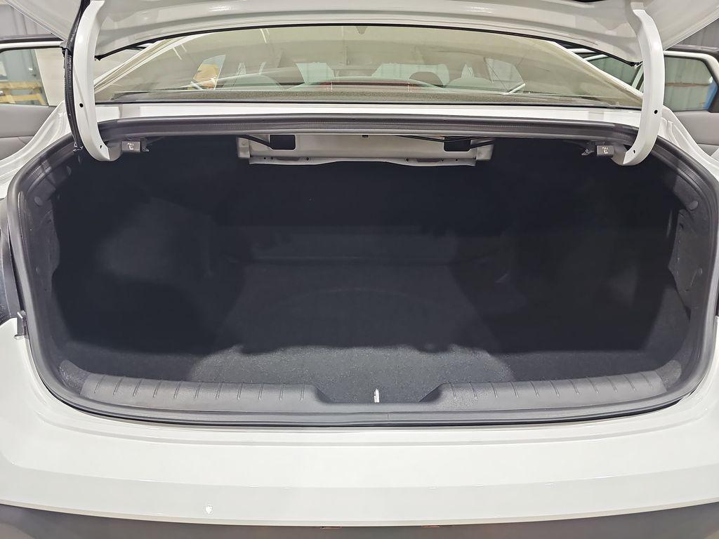 new 2026 Hyundai ELANTRA HEV car, priced at $28,927
