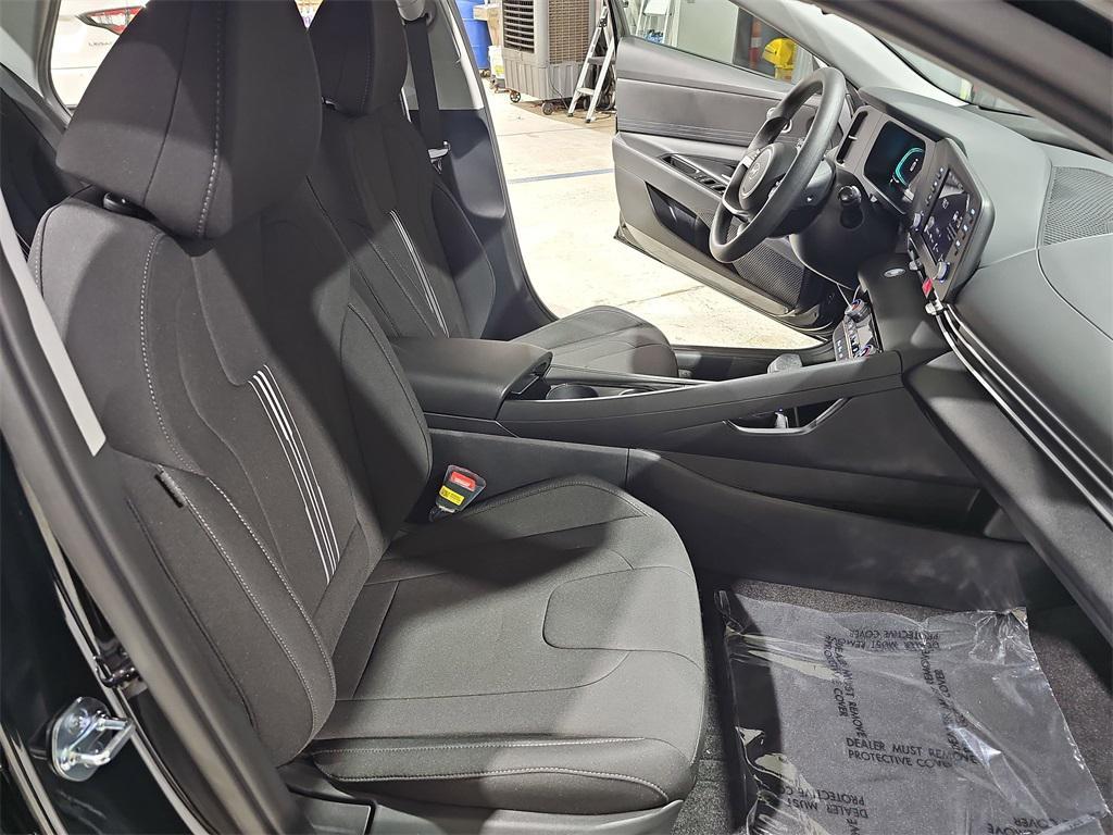 new 2026 Hyundai ELANTRA HEV car, priced at $25,583