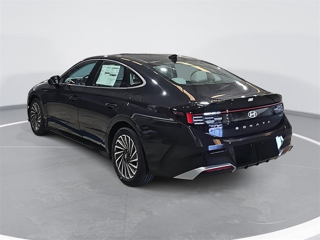 new 2026 Hyundai Sonata Hybrid car, priced at $32,800