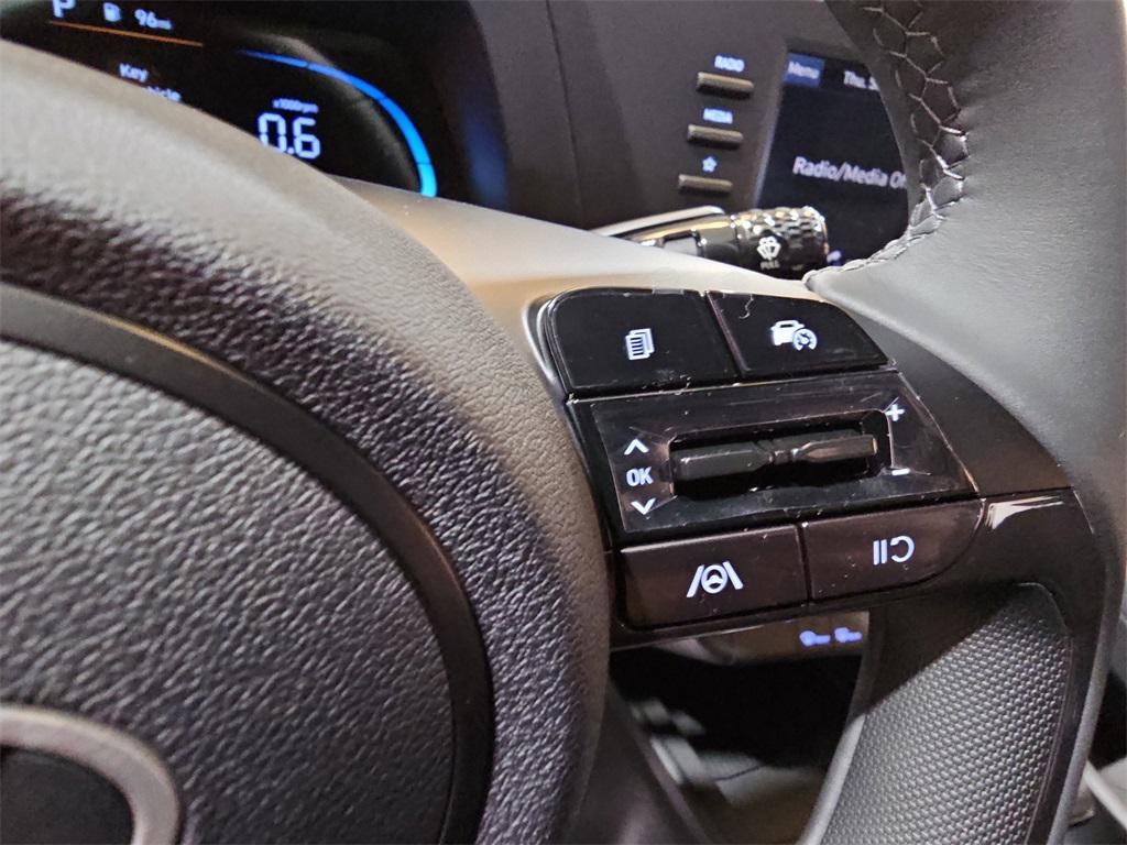 new 2025 Hyundai Elantra car, priced at $21,872