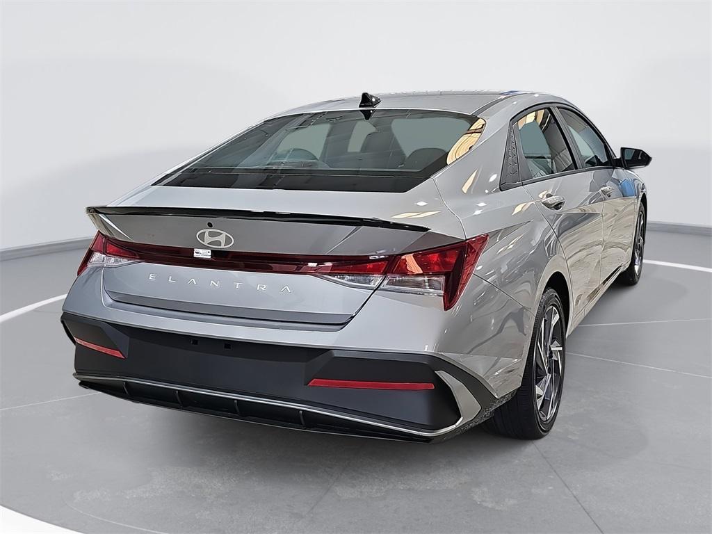 new 2025 Hyundai Elantra car, priced at $21,872