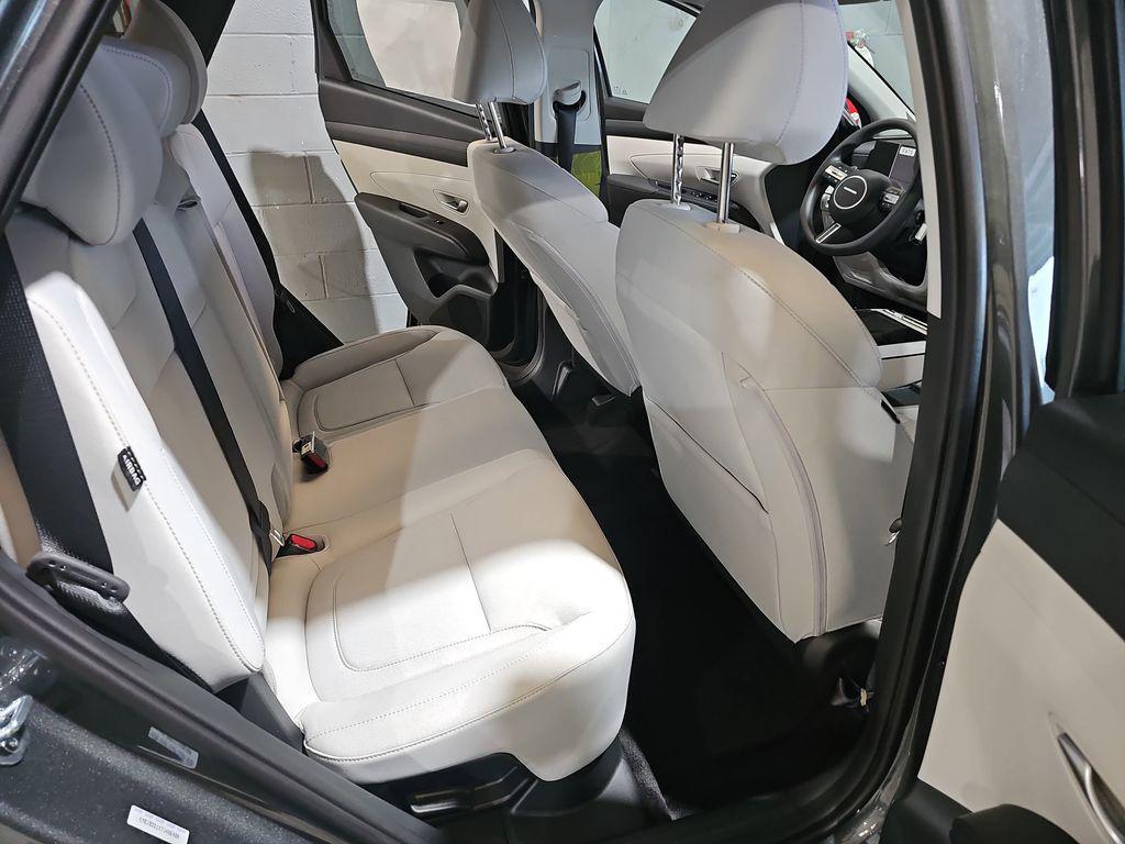 new 2026 Hyundai TUCSON Hybrid car, priced at $33,792
