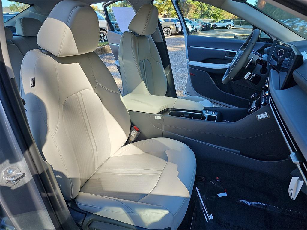 new 2026 Hyundai Sonata car, priced at $29,130
