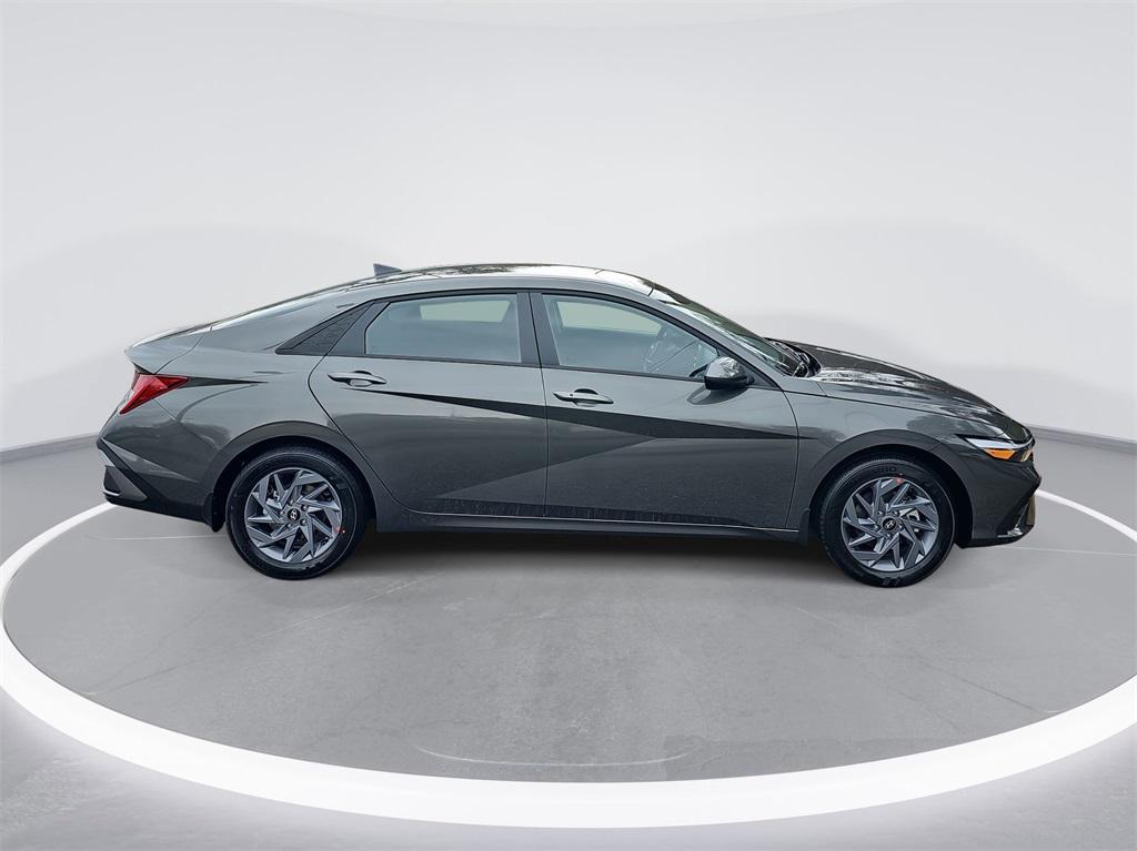 new 2026 Hyundai ELANTRA HEV car, priced at $25,915