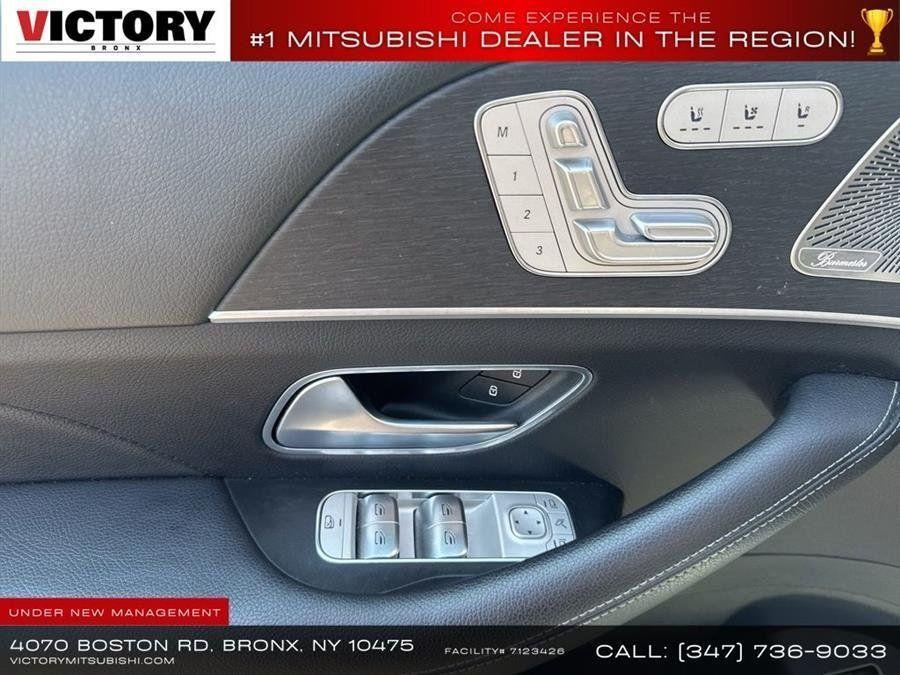 Mercedes-Benz GLS view 29