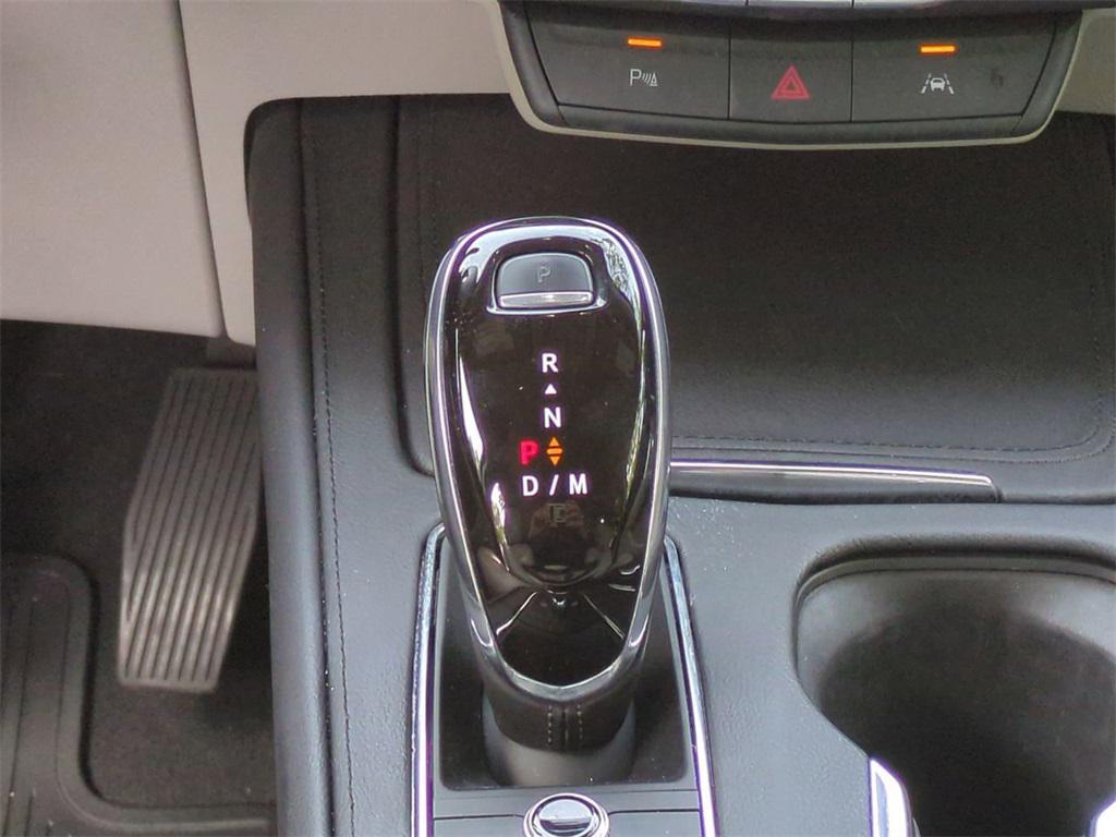 used 2021 Cadillac XT4 car, priced at $21,986