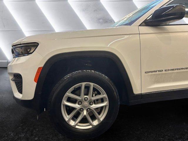 new 2025 Jeep Grand Cherokee car, priced at $40,009