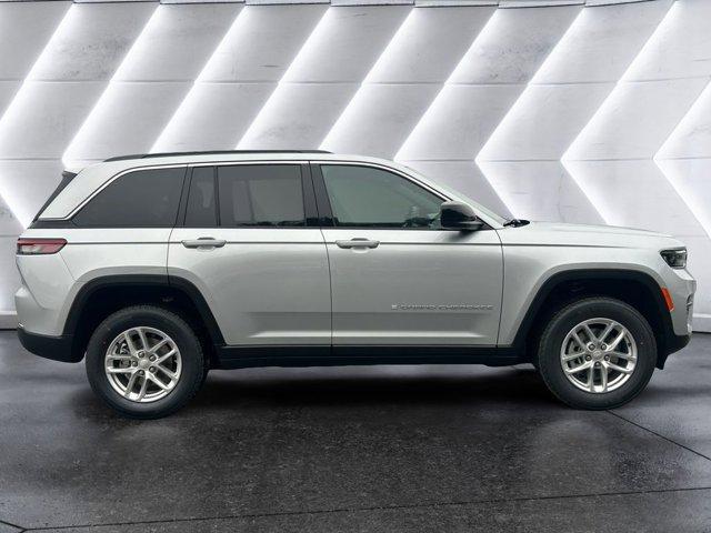 new 2025 Jeep Grand Cherokee car, priced at $40,718