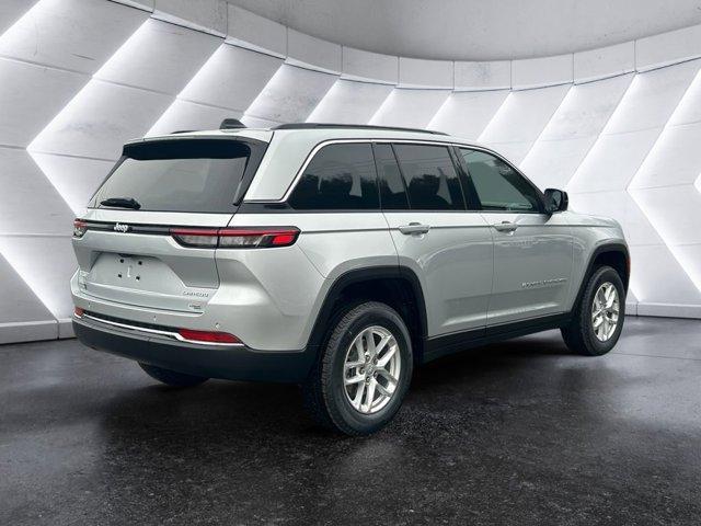 new 2025 Jeep Grand Cherokee car, priced at $40,718