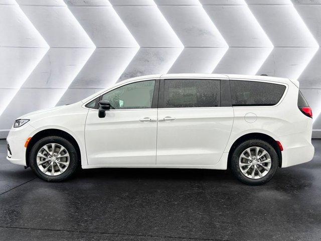 new 2026 Chrysler Pacifica car, priced at $44,755