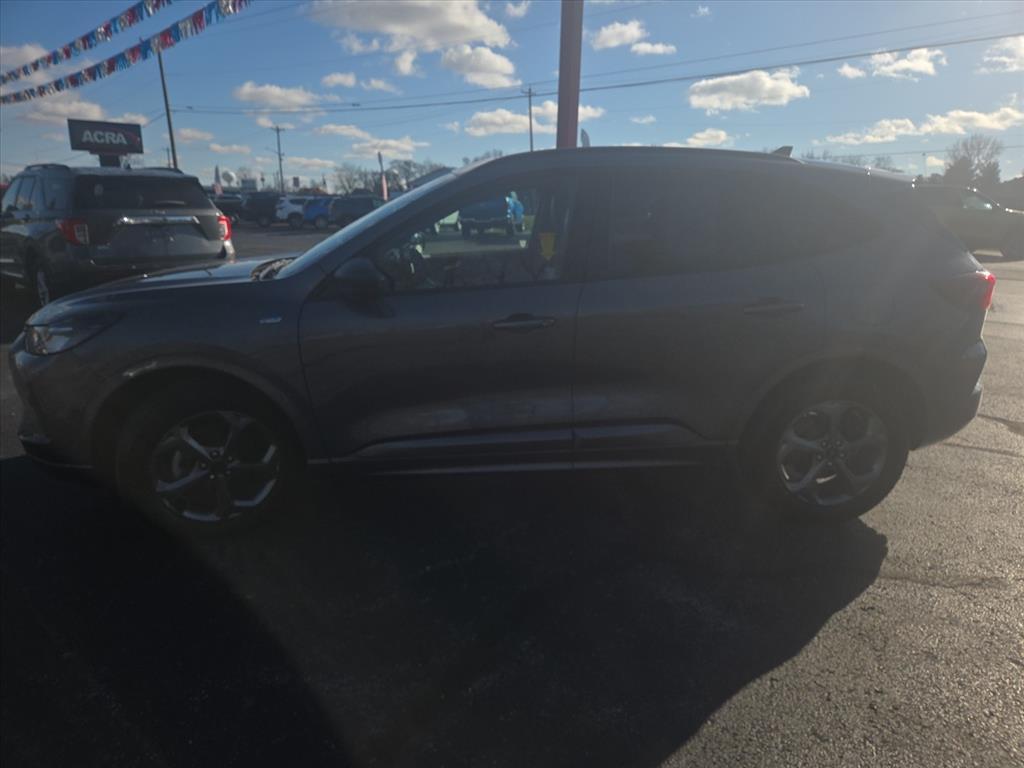 used 2023 Ford Escape car, priced at $27,495
