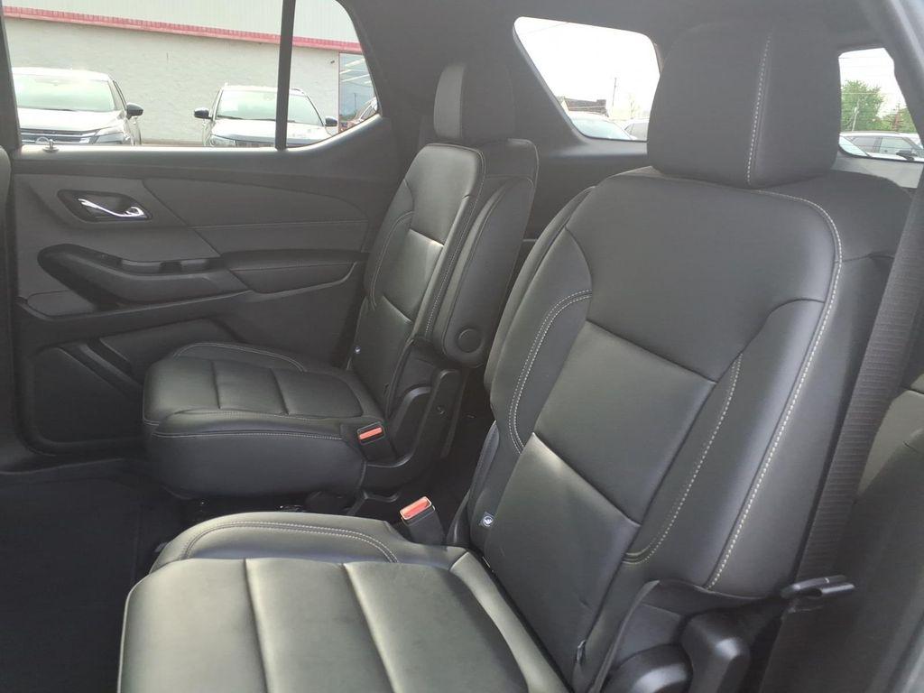used 2023 Chevrolet Traverse car, priced at $30,995
