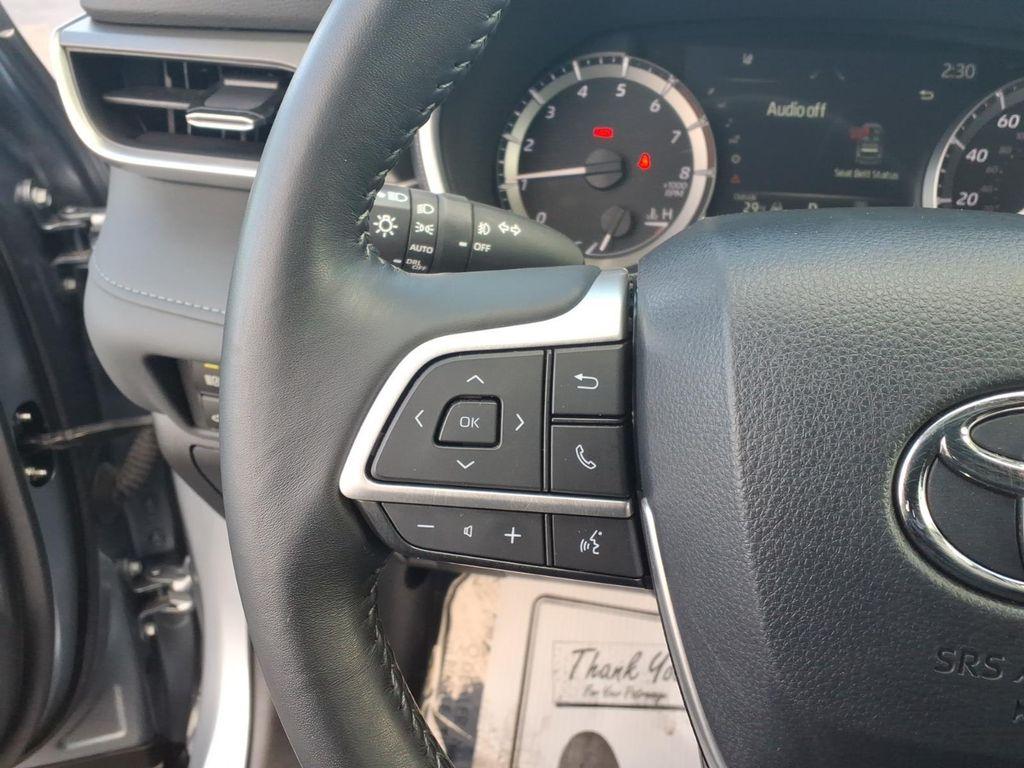 used 2023 Toyota Highlander car, priced at $37,995
