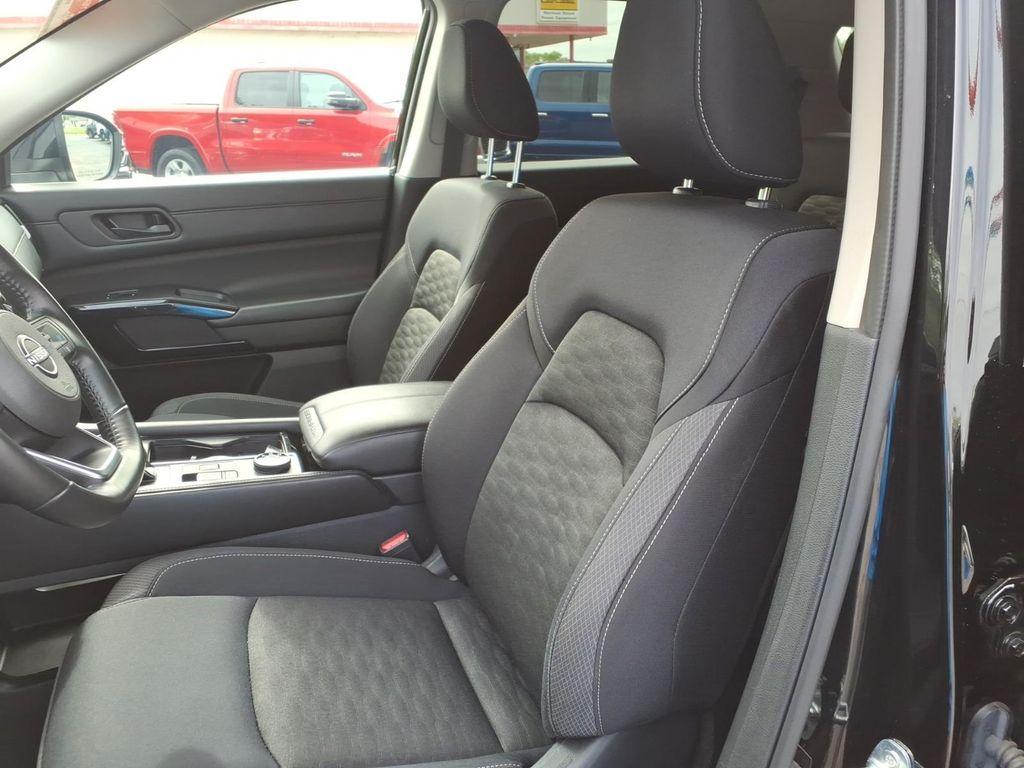 used 2024 Nissan Pathfinder car, priced at $30,995