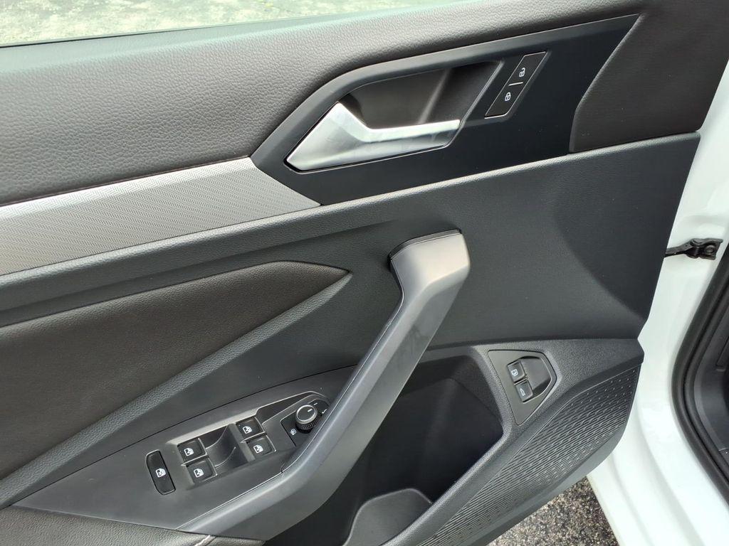 used 2023 Volkswagen Jetta car, priced at $21,995