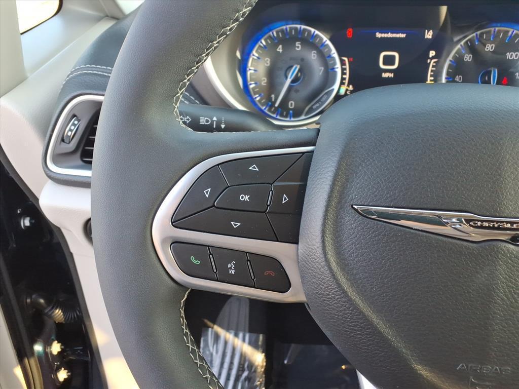 used 2024 Chrysler Pacifica car, priced at $34,977