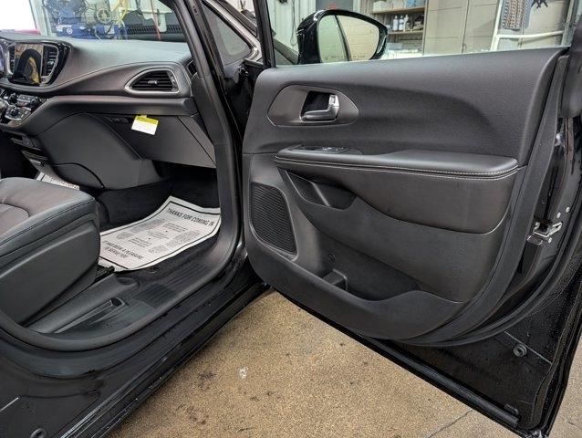 new 2026 Chrysler Pacifica car, priced at $45,029