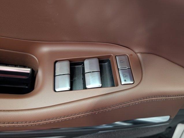 new 2025 Lincoln Navigator car, priced at $99,440