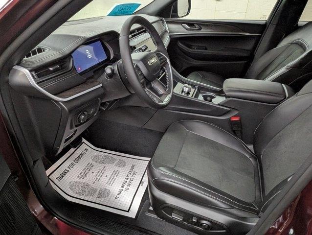 new 2026 Jeep Grand Cherokee car, priced at $46,289