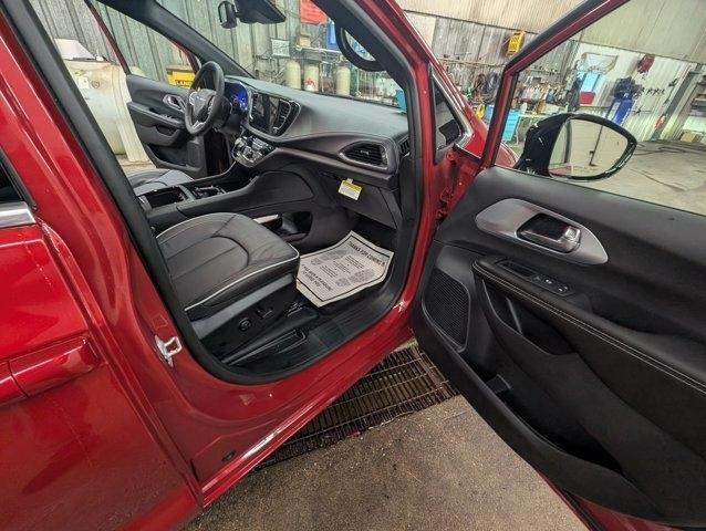 new 2026 Chrysler Pacifica car, priced at $53,181