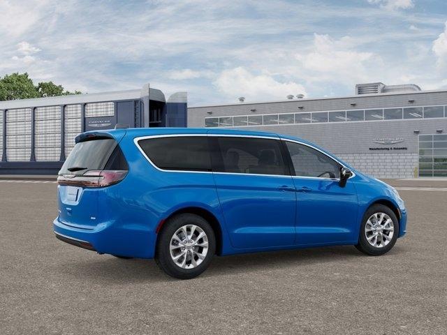 new 2026 Chrysler Pacifica car, priced at $51,836