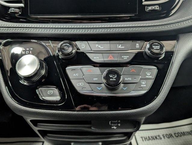 new 2026 Chrysler Pacifica car, priced at $44,739