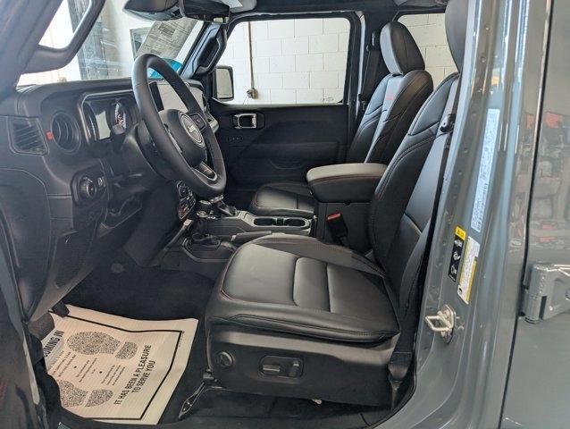 new 2025 Jeep Wrangler car, priced at $65,676