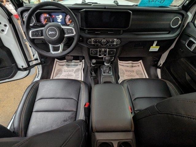 new 2025 Jeep Wrangler car, priced at $57,824