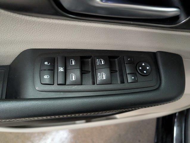 used 2024 Chrysler Pacifica car, priced at $26,230