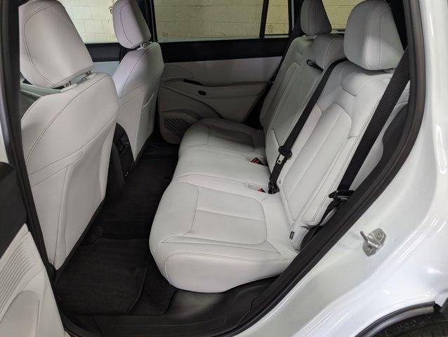 new 2026 Jeep Cherokee car, priced at $42,211