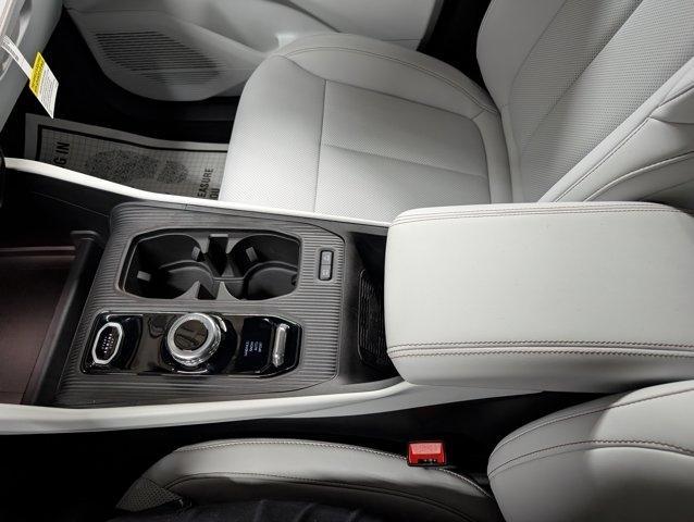 new 2026 Jeep Cherokee car, priced at $42,211