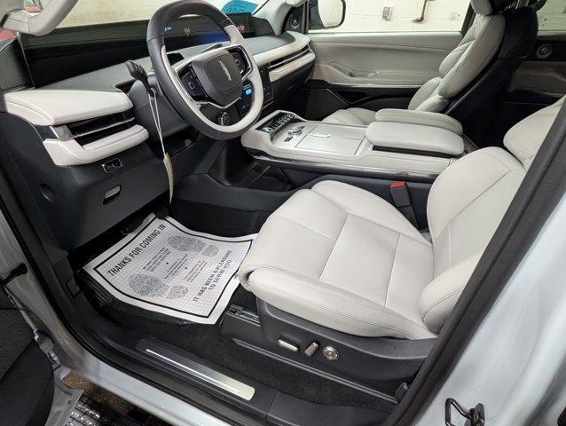 new 2025 Lincoln Navigator L car, priced at $102,899