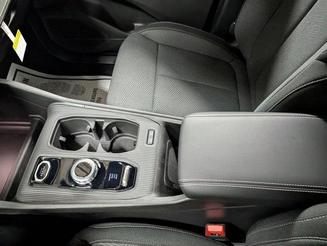 new 2026 Jeep Cherokee car, priced at $39,974