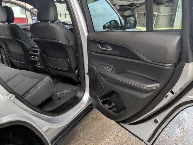 new 2025 Jeep Grand Cherokee car, priced at $42,318