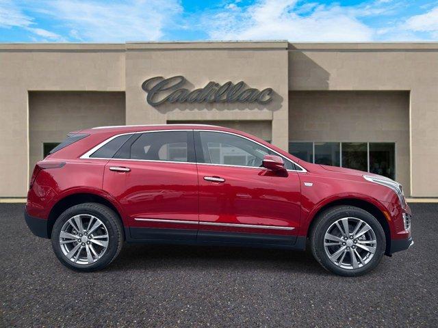 new 2026 Cadillac XT5 car, priced at $57,040