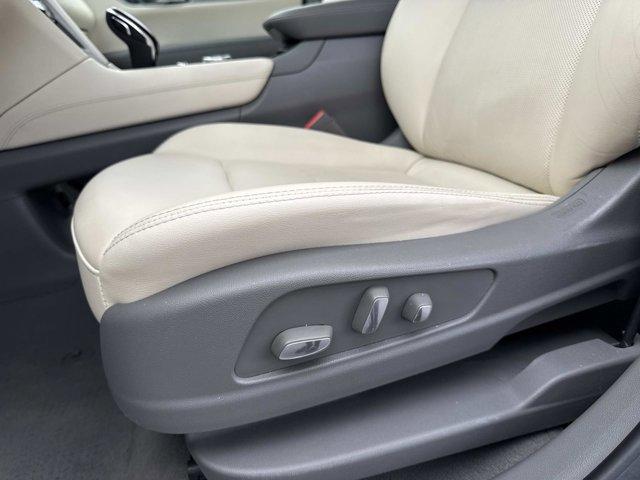 used 2020 Cadillac XT5 car, priced at $25,900