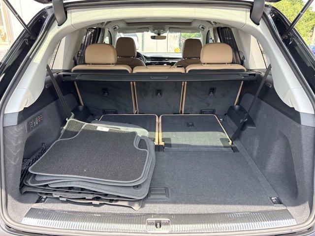 used 2025 Audi Q7 car, priced at $58,900