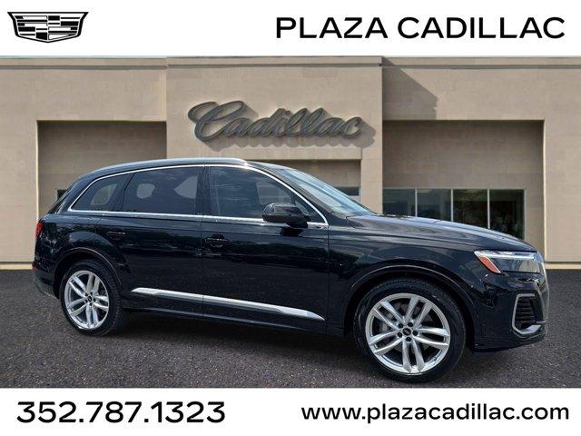 used 2025 Audi Q7 car, priced at $58,900