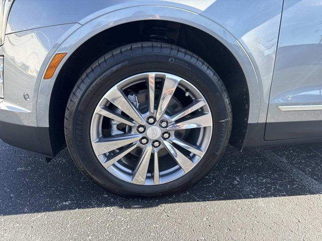 new 2025 Cadillac XT5 car, priced at $57,720