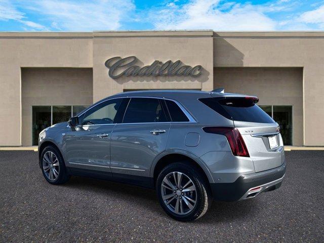 new 2025 Cadillac XT5 car, priced at $57,720