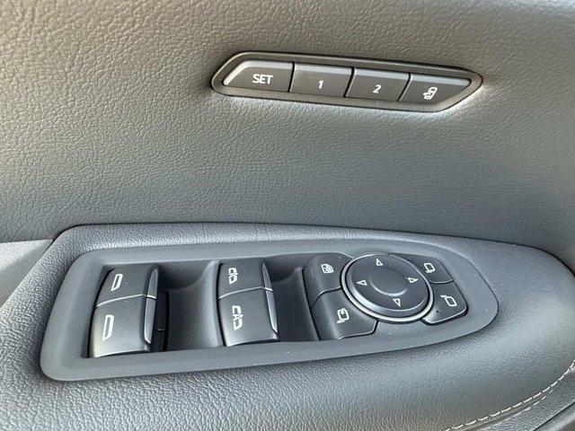 new 2025 Cadillac XT5 car, priced at $57,720