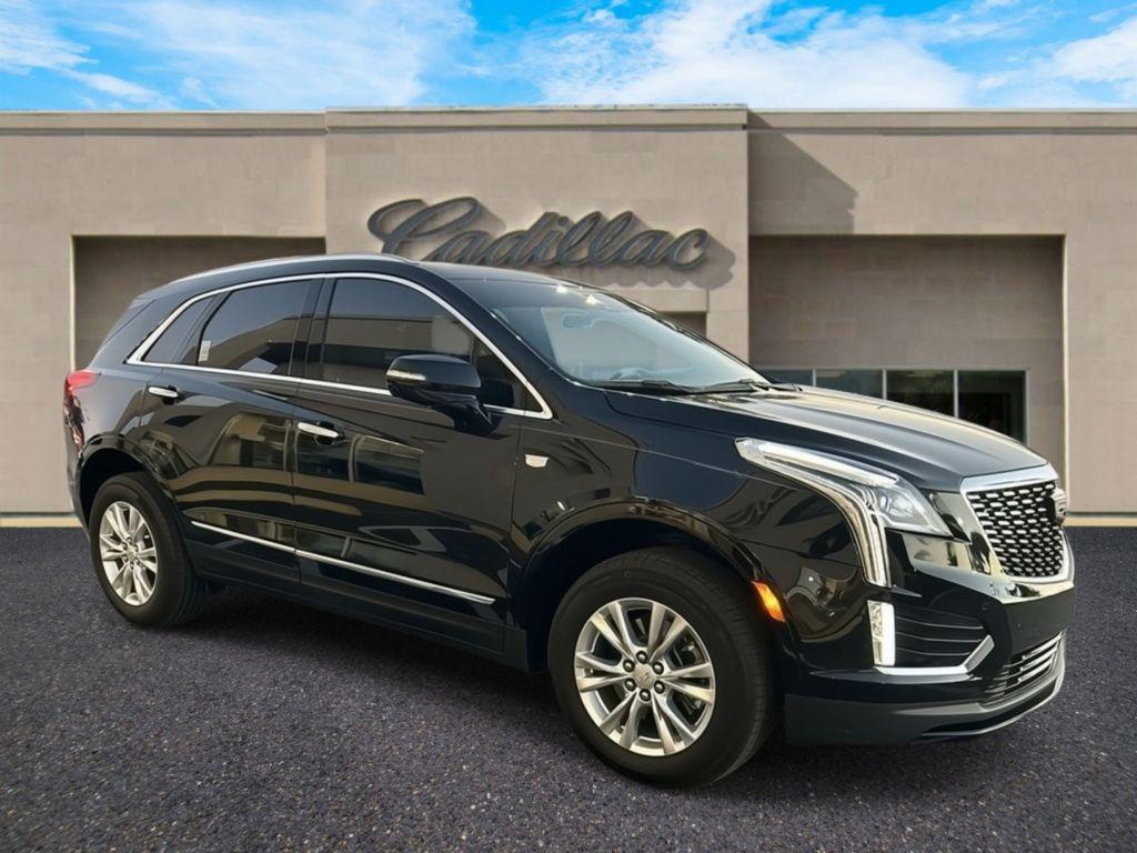 used 2023 Cadillac XT5 car, priced at $28,900