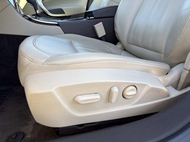 used 2015 Buick Regal car, priced at $14,900